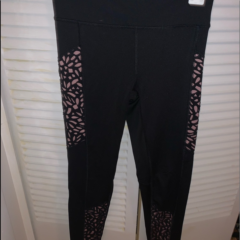 Black Leggings with pink design